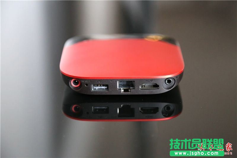 天貓魔盒M17和小米盒子3C哪個(gè)比較好?小米盒子3C和天貓魔盒M17全面區(qū)別對(duì)比評(píng)測(cè)圖解